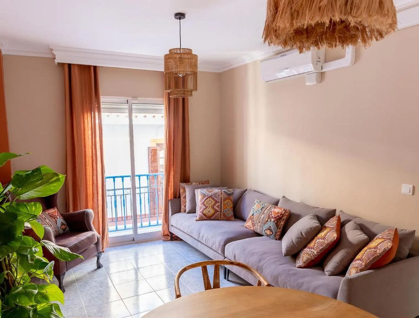 Las Flores Apartments Nerja 0*,  Spanien
